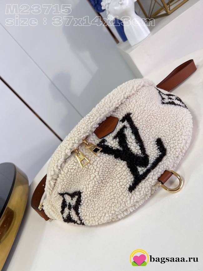 Bagsaaa Louis Vuitton Bumbag SKI Cream/Brown - 37x14x13cm - 1
