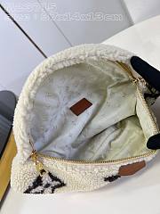Bagsaaa Louis Vuitton Bumbag SKI Cream/Brown - 37x14x13cm - 3