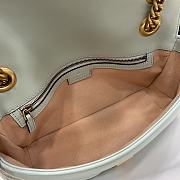 Bagsaaa Gucci GG Marmont Small Shoulder Bag Pale Green 443497 Size 26x15x7cm - 2