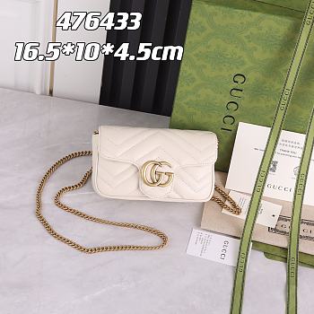 Bagsaaa Gucci GG Marmont Super Mini Bag 476433 White Size 16.5x10x4.5cm