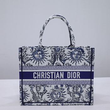 Bagsaaa Medium Dior Book Tote White and Navy Blue Toile de Jouy Soleil Embroidery - 36 x 27.5 x 16.5 cm