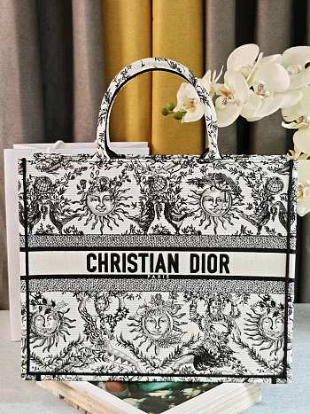 Bagsaaa Large Dior Book Tote White and Black Toile de Jouy Soleil Embroidery - 42 x 35 x 18.5 cm