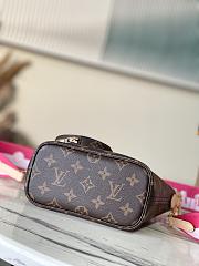 Bagsaaa Louis Vuitton M46786 Neverfull BB Peony Pink Monogram - 24 x 14 x 9 cm - 3