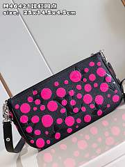 Bagsaaa Louis Vuitton M46421 LV x YK Multi Pochette Accessoires​ Black and Fuchsia - 25 x 14.5 x 4.5 cm - 5