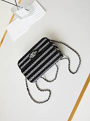 Bagsaaa Chanel Evening Bag Silver-Tone Metal Black & Silver AS4297 - 13 × 21 × 8 cm - 2