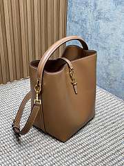 Bagsaaa Le 37 In Dark Beige Leather 742828 - 20 X 25 X 16 CM - 3