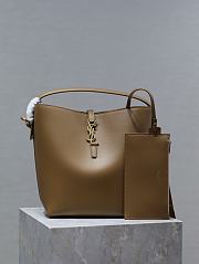 Bagsaaa Le 37 In Dark Beige Leather 742828 - 20 X 25 X 16 CM - 1