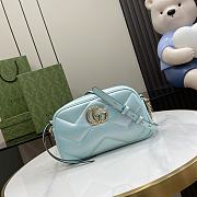 Bagsaaa Gucci GG Marmont Small Shoulder Bag 447632 Blue Iridescent - 24 x 13 x 7cm - 1