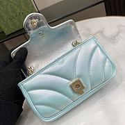 Bagsaaa Gucci GG Marmont Super Mini Bag 476433 Blue Iridescent - 16.5x10x4.5cm - 5