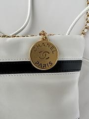 Bagsaaa Chanel 22 Mini Handbag White & Black AS3980 - 20 × 19 × 6 cm - 4