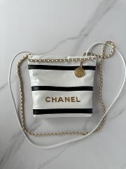 Bagsaaa Chanel 22 Mini Handbag White & Black AS3980 - 20 × 19 × 6 cm - 2