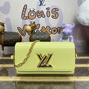 Bagsaaa Louis Vuitton M24548 Twist West Banana Yellow - 23.5 x 12 x 7 cm - 1