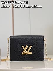 Bagsaaa Louis Vuitton M68750 Twist Belt Chain Pouch Black - 19 x 13.5 x 4.2 cm - 1