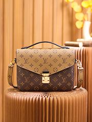 Bagsaaa Louis Vuitton Pochette Métis M44876 Monogram Reverse Coated Canvas - 25 x 19 x 7 cm - 1