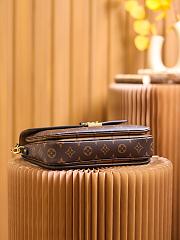 Bagsaaa Louis Vuitton Pochette Métis M44876 Monogram Reverse Coated Canvas - 25 x 19 x 7 cm - 3