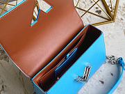 Bagsaaa Louis Vuitton M20627 Twist MM Turquoise Blue - 23 x 17 x 9.5 cm - 4