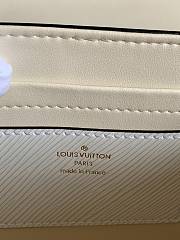 Bagsaaa Louis Vuitton M21032 Twist MM White - 23 x 17 x 9.5 cm - 2