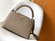 Bagsaaa Louis Vuitton M42253 Capucines MM Galet Grey - 31.5 x 20 x 11 cm - 1