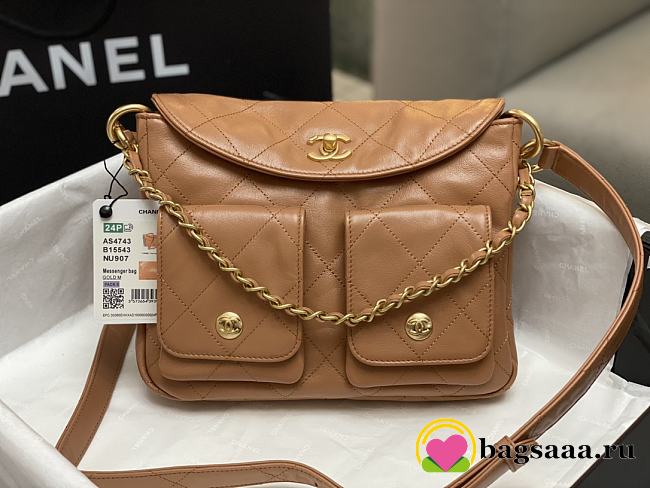 Bagsaaa Chanel Hobo Bag Brown Camel AS4743 - 19 × 24.5 × 5 cm - 1