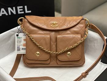 Bagsaaa Chanel Hobo Bag Brown Camel AS4743 - 19 × 24.5 × 5 cm