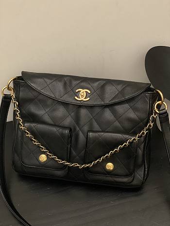 Bagsaaa Chanel Large Hobo Bag AS4668 - 21.5 × 30 × 5 cm