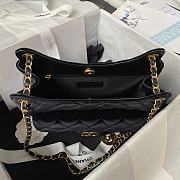 Bagsaaa Chanel Hobo Handbag Black Velvet AS4322 - 21.5 × 22.5 × 7 cm - 2