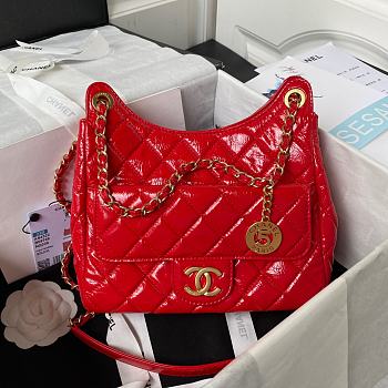 Bagsaaa Chanel Hobo Handbag Shiny Crumpled Calfskin Red AS4322 - 21.5 × 22.5 × 7 cm