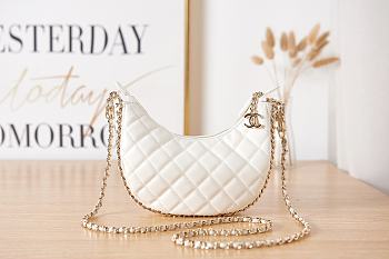 Bagsaaa Chanel Small Hobo Bag AS3917 White - 15×20×6 cm