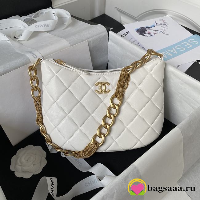 Bagsaaa Chanel Hobo Handbag White AS4220 - 19 × 24 × 5 cm - 1