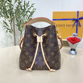 Bagsaaa Louis Vuitton M46581 Néonoé BB Monogram - 20 x 20 x 13 cm