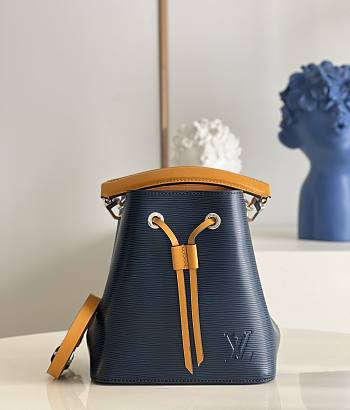 Bagsaaa Louis Vuitton M53610 NéoNoé BB Bucket Bag Indigo Blue - 20 x 20 x 13 cm