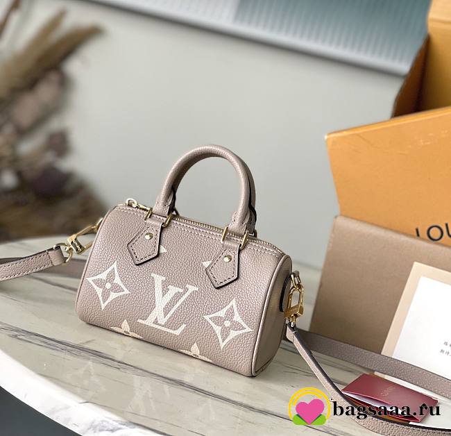 Bagsaaa Louis Vuitton M82890 Nano Speedy Gray/Cream - 16 x 10 x 7.5 cm - 1