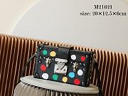 Bagsaaa Louis Vuitton M21621 LV x YK Petite Malle Painted Dots - 20 x 12.5 x 6 cm - 1