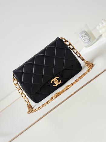 Bagsaaa Chanel Small Flap Bag Black Lambskin AS4231 - 17 × 21 × 6 cm
