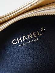 Bagsaaa Chanel Backpack Metallic Lambskin & Metal Gold AS4621 - 19 × 20 × 5.5 cm - 4