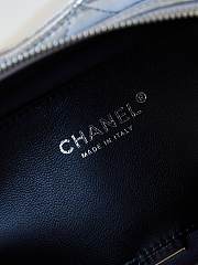 Bagsaaa Chanel Backpack Metallic Lambskin & Silver Metal Silver AS4621 - 19 × 20 × 5.5 cm - 3