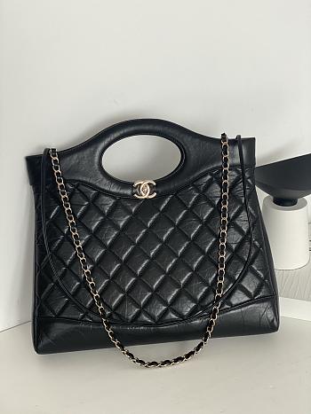 Bagsaaa Chanel 31 Large Shopping Bag Shiny Crumpled Calfskin Black AS1010 - 37 × 39 × 8 cm
