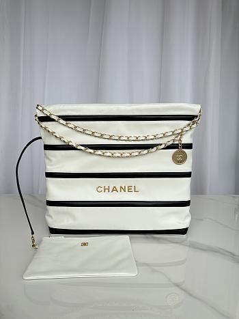 Bagsaaa Chanel 22 Small Handbag White & Black AS3260 - 35 × 37 × 7 cm