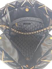 Bagsaaa Chanel 22 Handbag AS3261 Shiny Calfskin & Gold-Tone Metal Black Hobo - 39 × 42 × 8 cm - 4