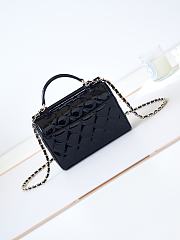 Bagsaaa Chanel Small Box Bag Black Patent AS4511 - 13 × 18 × 8.5 cm - 4