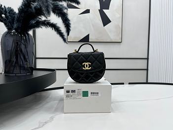 Bagsaaa Chanel Clutch With Chain AP3378 Black - 11.5 × 12.5 × 3.5 cm