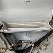 Bagsaaa Chanel Wallet On Chain White AP3504 - 12.3 × 19.2 × 3.5 cm - 3