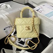 Bagsaaa Chanel Small Vanity Case Yellow AS3973 - 12.5×15×8 cm - 1