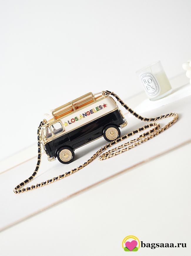 Bagsaaa Chanel Mini Van Minaudiere Black/White/Gold AS4590 - 9.4 × 16 × 8.7 cm - 1