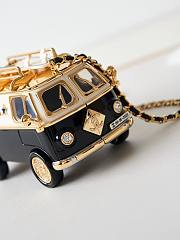 Bagsaaa Chanel Mini Van Minaudiere Black/White/Gold AS4590 - 9.4 × 16 × 8.7 cm - 5