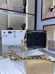  Bagsaaa Chanel Clutch With Chain AP1447 Black Lambskin - 8.5-11-7cm - 3