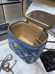  Bagsaaa Chanel Clutch With Chain AP1447 Blue Lambskin - 8.5-11-7cm - 2