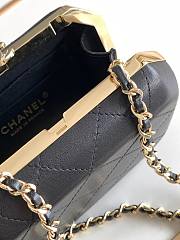 Bagsaaa Chanel Evening Bag Lambskin & Gold-Tone Metal Black AS4075 - 11 x 14 x 5 CM - 3