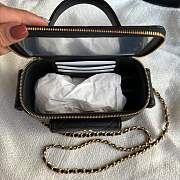 Bagsaaa Chanel Clutch With Chain AP3017 Black Grained Shiny Calfskin - 9.5 × 17 × 8 cm - 2