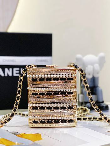 Bagsaaa Chanel Evening Bag AS3528 Gold Metal With Pearl - 11x9x4.5 cm